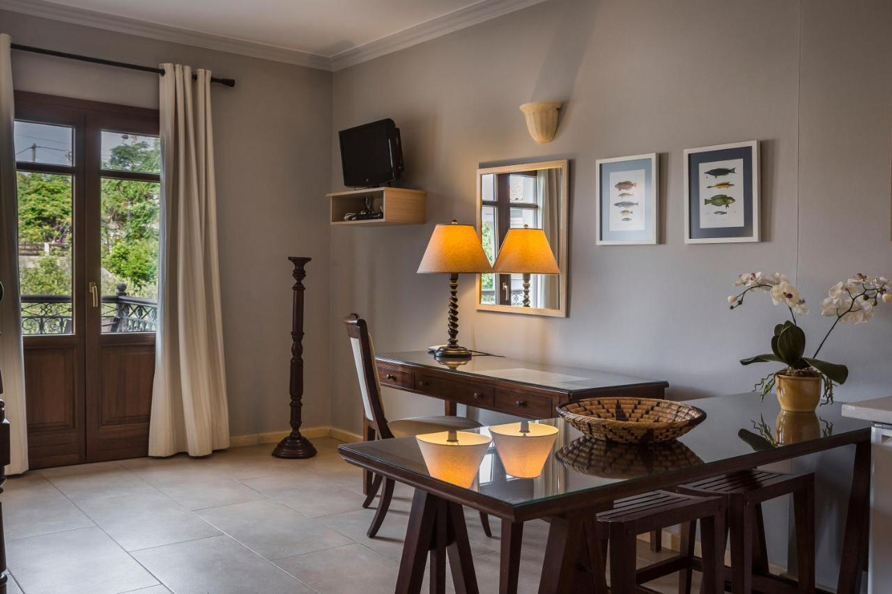 Balhambra Suites - Adults Only ฟิสคาร์โด ภายนอก รูปภาพ